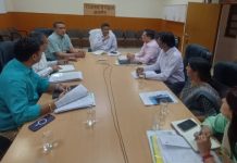 प्रमुख शासन सचिव टी. रविकांत ने की राजस्व मंडल के अधिकारियों के साथ प्रशासनिक कामकाज की समीक्षा