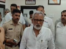 श्रीगंगानगर में विधायक जयदीप बिहानी से उनके ही सेवा केंद्र पर मारपीट