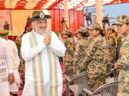 बीएसएफ, सेना, जागरूक नागरिक और प्रशासन का बनाएं मजबूत चतुष्कोणीय सुरक्षा ग्रिड : अमित शाह
