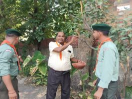 शिक्षा मंत्री मदन दिलावर के जन्मदिवस पर पक्षियों के लिए लगाए परिंडे