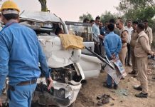 जालौन के कालपी में भीषण सड़क हादसा, 6 की मौत, 4 गंभीर घायल