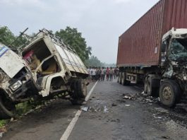 मुंबई-अहमदाबाद राजमार्ग पर सड़क हादसा, 12 की मौत, 25 से अधिक घायल