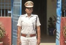 केंद्रपाड़ा में मां-बेटे का हिरासत में उत्पीड़न करने के आरोप में महिला पुलिस निरीक्षक निलंबित