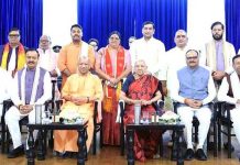 योगी मंत्रिमंडल में 6 नए मंत्री शामिल, दो मंत्रियों को मिला प्रमोशन