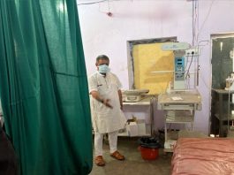 अलवर में चिकित्सा मंत्री गजेंद्र सिंह खींवसर ने किया अस्पतालों का औचक निरीक्षण