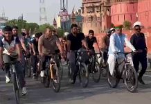 बीकानेर में केंद्रीय मंत्री अर्जुन राम मेघवाल ने चलाई साइकिल