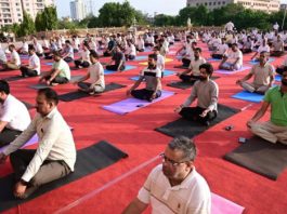 अंतरराष्ट्रीय योग दिवस के उपलक्ष्य में राजस्थान विधानसभा परिसर में सामूहिक योगाभ्यास का आयोजन