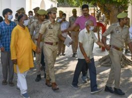 राम मंदिर चढ़ावा प्रकरण : आरोपियों को 14 दिन की न्यायिक हिरासत में भेजा