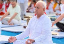 अंतरराष्ट्रीय योग दिवस : केन्द्रीय मंत्री भागीरथ चौधरी ने अजमेर में किया योगाभ्यास