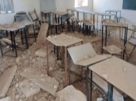 बीकानेर : छुट्टियों के बाद स्कूल खुलते ही कक्षा की 10 पट्टियां गिरीं