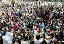 सीजेपी ने किशोरों को किया आकर्षित, जीवन के पहले प्रदर्शन में पहुंचे युवा