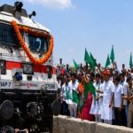 हरिपुर रेलवे स्टेशन पर अजमेर-मैसूर एक्सप्रेस के ठहराव का शुभारंभ