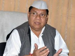 भाजपा के विरोध के बाद पलटे कांग्रेस नेता धीरेंद्र प्रताप, मांगी माफी