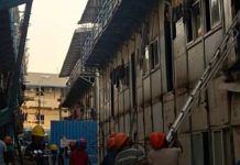 आईपीएल फाइनल देखते समय लोहे की रेलिंग गिरने से एक प्रवासी मजदूर की मौत, 48 घायल