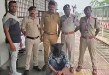 मुंबई में मेट्रो ट्रेन की लिफ्ट में छेड़छाड़ मामला : गीतांजलि एक्सप्रेस ट्रेन से आरोपी अरेस्ट