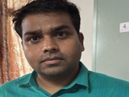 नगर निगम जयपुर के कनिष्ठ अभियंता संजय कुमार बैरवा रिश्वत लेते अरेस्ट