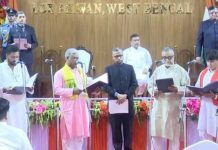 पश्चिम बंगाल मंत्रिमंडल का हुआ विस्तार, 35 मंत्रियों ने ली शपथ
