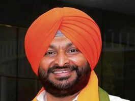रवनीत सिंह बिट्टू ने केंद्रीय मंत्रिपरिषद से इस्तीफा दिया