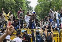 प्रदर्शनकारियों पर दर्ज प्राथमिकी वापस लेगी सरकार, आपराधिक रिकॉर्ड वालों को राहत नहीं