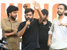 सोनम वांगचुक की जगह अभिजीत दीपके अनिश्चितकालीन भूख हड़ताल पर बैठे