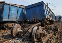 गाजियाबाद में मालगाड़ी के 6 डिब्बे पटरी से उतरे, 53 ट्रेनें हुई प्रभावित