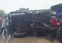 सवाई माधोपुर में ट्रैक्टर पर पेड़ गिरने से छह से ज्यादा लोग घायल