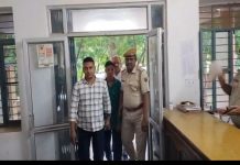 फिर गिरफ्तार हुआ मौका तस्दीक के दौरान फरार हुआ चोरी का आरोपित