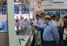 आबूरोड स्टेशन के पुनर्विकास और यात्री सुविधाओं का महाप्रबंधक ने लिया जायजा