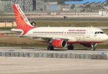 एयर इंडिया की फुकेट से दिल्ली आ रही उड़ान में टर्बुलेंस के कारण 12 लोग घायल