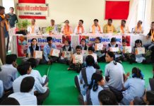 गुरु वंदन-छात्र अभिनंदन समारोह में शिक्षकों व विद्यार्थियों का सम्मान