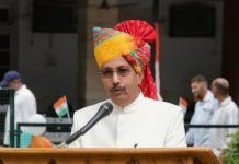 राजस्व मंडल : वरिष्ठ सदस्य टीकम चन्द बोहरा ने किया ध्वजारोहण