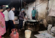 बिलासपुर : गंदगी के बीच मिक्स केक निर्माण, प्रबल फूड प्रोडक्ट का लाइसेंस निलंबित