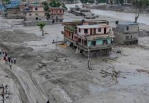नेपाल में बाढ़ से मरने वालों की संख्या बढ़कर 475 पहुंची