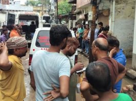 प्रयागराज में एक ही परिवार के तीन मूक-बधिर लोगों की हत्या