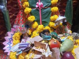 अजमेर में पंचशील नगर के मनकामेश्वर महादेव मन्दिर में गूंजे कृष्ण जन्म के जयकारे