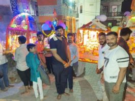 जलझूलनी एकादशी पर बाघसुरी में गाजे-बाजे से निकली ठाकुरजी की रेवाड़ियां
