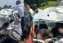 बारां में ट्रॉले की चपेट में आने से कार में सवार चिकित्सक दम्पती और दो बच्चों की मौत