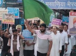 मसानिया भैरव धाम राजगढ़ पर नशा छोड़ने के लिए महिलाओं में मची होड़