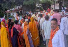 अजमेर के शास्त्री नगर में ठाकुर जी की रेवाडी धूमधाम से निकाली