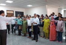 अजमेर में नशामुक्ति का संकल्प, कलेक्टर लोक बन्धु ने अधिकारियों-कर्मचारियों को दिलाई शपथ