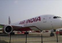 बम की धमकी के बाद फ्रैंकफर्ट-दिल्ली एअर इंडिया फ्लाइट जयपुर डायवर्ट, पायलट ने दबाया हाइजैक कोड