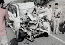 चूरू में भीषण सड़क हादसा : ट्रक में जा घुसी कार, एक ही परिवार के 5 सदस्यों समेत 6 की मौत