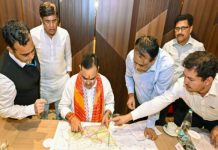 भजनलाल शर्मा ने की खाटूश्यामजी में विकास कार्यों की समीक्षा, कार्यकर्ताओं के साथ सुनी ‘मन की बात’
