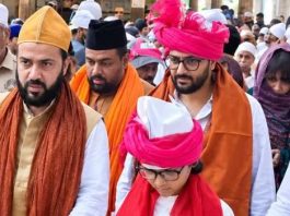 अजमेर पहुंचे रितेश देशमुख और जेनेलिया, दरगाह में चढ़ाई चादर