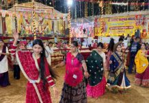 सिरोही के रामझरोखा मैदान में गरबा महोत्सव की धूम, गुजराती गीतों पर देर रात तक थिरके श्रद्धालु