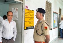 पंचायतीराज चुनाव : संभागीय आयुक्त एवं पुलिस महानिरीक्षक ने किया अजमेर के मतदान केन्द्रों का निरीक्षण