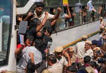 दिल्ली में CEC ज्ञानेश कुमार के इस्तीफे की मांग पर प्रदर्शन, कई नेता और कार्यकर्ता हिरासत में