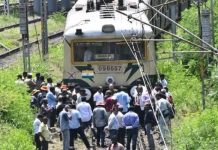 चेन्नई में एक उपनगरीय लोकल ट्रेन के पहिए पटरी से उतरे, बड़ा हादसा टला